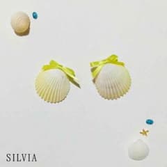 貝殻とイエローリボンのピアス*°のサムネイル