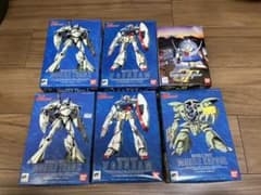 ターンAガンダム　1/144プラモ 5点 おまけ付きのサムネイル