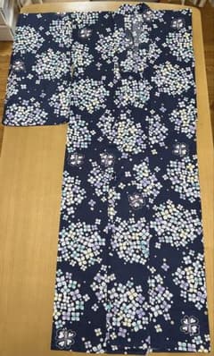 紫陽花柄　子供用浴衣　夏祭りにのサムネイル