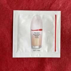 SHISEIDO エッセンス スキングロウ ファンデーションのサムネイル