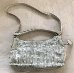 まゆまゆ様  コールハーン ショルダーバックのサムネイル