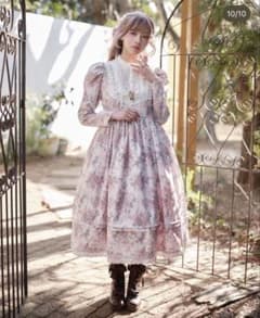 axes femme Chalmiereクラシカルローズ柄ワンピース（ホワイト