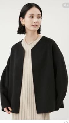 Mila Owen 浅Vネックショート丈コート　新品未使用のサムネイル
