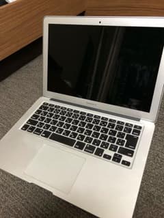 MacBook Air (13-inch, Early 2015)のサムネイル