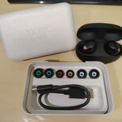 ソニー(SONY)ワイヤレスノイズキャンセリングイヤホン WF-1000XM5のサムネイル