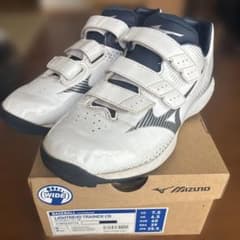 ミズノライトレボトレーナーCR 25.5cmのサムネイル