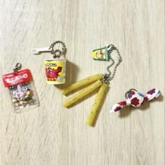 ミニチュア 食品 お菓子 キーホルダー 4点セット ガチャ サンプルのサムネイル