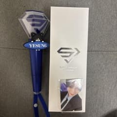 SUPER JUNIOR ペンライト YESUNG 本体　写真/アクセセット SUPER JUNIOR ペンライト YESUNG 本体 写真/アクセセット - メルカリ