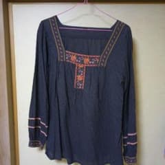 SOU様専用　値下げ　anisha  刺繍ブラウス、チュニックのサムネイル