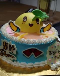 まるまるさんの白猫のサムネイル