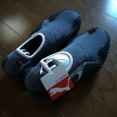 新品未使用!PUMA　マリンシューズ22㌢のサムネイル