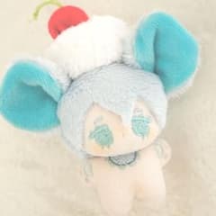 ハンドメイド 自作ぬいぐるみ 5㎝ 無属性 くりーむそーだ - メルカリ