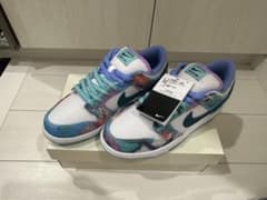 Futura × Nike SB Dunk Lowのサムネイル