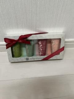 AKALIKO ハンド＆ネイルクリーム ギフトセット 4種