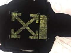 Off White 阪急日本限定パーカーのサムネイル