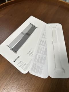 Apple Watch 純正ベルト シルバーミラネーゼループ　45ミリのサムネイル