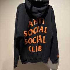 ×Undefeated Hoodie アンディフィーティド　プルオーバーパーカーのサムネイル