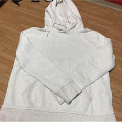 パーカー トレーナーのサムネイル