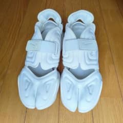 ナイキ NIKE アクアリフト AQUA RIFT 白 23.5のサムネイル