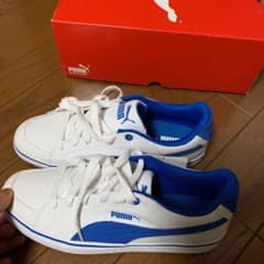 値引きいたしました！　新品未使用　PUMA プーマ　スニーカーのサムネイル