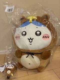 ちいかわ たぬきだもんくじ ハチワレA賞とC賞のセット - メルカリ