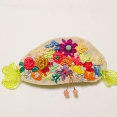 お花畑バレッタ＊のサムネイル