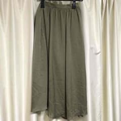 【GU】マキシ丈エアリースカート【美品】のサムネイル