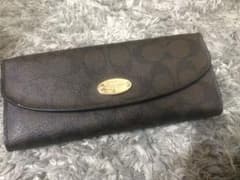 COACH コーチ　長財布のサムネイル
