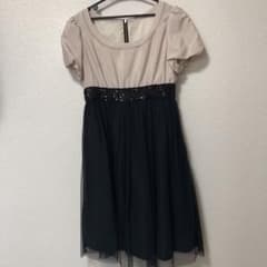 結婚式　パーティ　ドレスのサムネイル