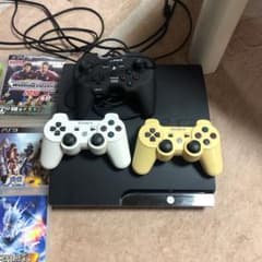 PS3本体＋コントローラー3つ＋ソフトセットのサムネイル