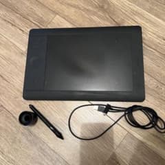 intuos5  PTH650 M wacomのサムネイル