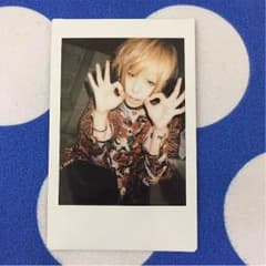 R指定 マモさんチェキのサムネイル