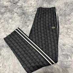 LACOSTE 幾何学模様 ブラック ジョガーパンツ - メルカリ