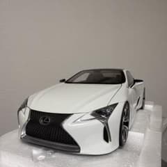 1/18 レクサス LC500 ホワイトノーヴァガラスフレーク AUTOart - メルカリ