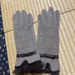 手袋のサムネイル