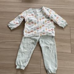 ユニクロのパジャマのサムネイル