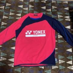 ヨネックス　ロンTのサムネイル