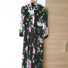 花柄 ロングワンピースのサムネイル