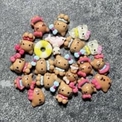 Discounted nail art parts: Sun-tanned Hello Kitty (20 pieces)ハローキティ character