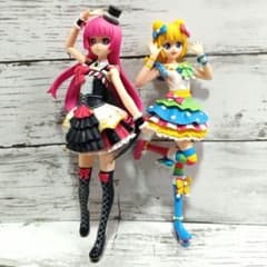 プリパラ プレミア厶フィギュア サイリウムコーデ　南みれぃ　北条そふぃ プリパラ プレミアムフィギュア 北条そふぃ 南みれぃ サイリウムコーデ