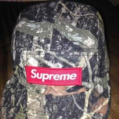 Supreme キャップのサムネイル