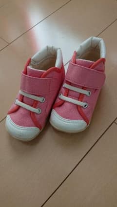 キッズスニーカー 14、5㎝のサムネイル