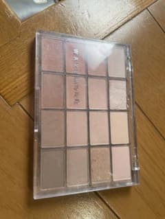 WAKEMAKE アイシャドウパレット 05 ミューテッドコーラルブラーリングのサムネイル