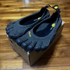 vibram fivefingers ビブラム　ファイブフィンガーのサムネイル