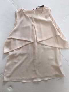 ZARA ノースリーブ　トップスのサムネイル