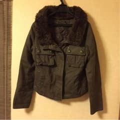 INGNIのジャケット 秋冬用のサムネイル