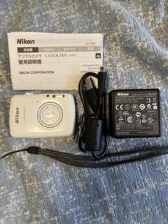 【中古】Nikon COOLPIX S01 ホワイト ニコン デジカメ　動作品のサムネイル