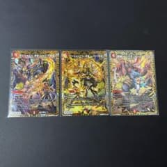 ドキドキつよいデッキ 赤白サムライ シークレット 3枚 - メルカリ