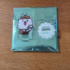 BHM & HYB アクリルスタンド カフェ店員風のサムネイル