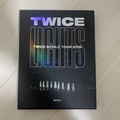 TWICE WORLD TOUR 2019 LIGHTS DVDのサムネイル